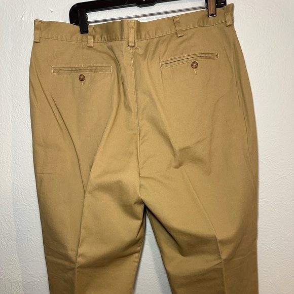 L.L. Bean Other - L.L. Bean Flannel Lined Men’s Khakis